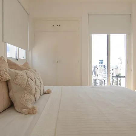 Phaedrus Living: Downtown Flat 704 * Nicósia